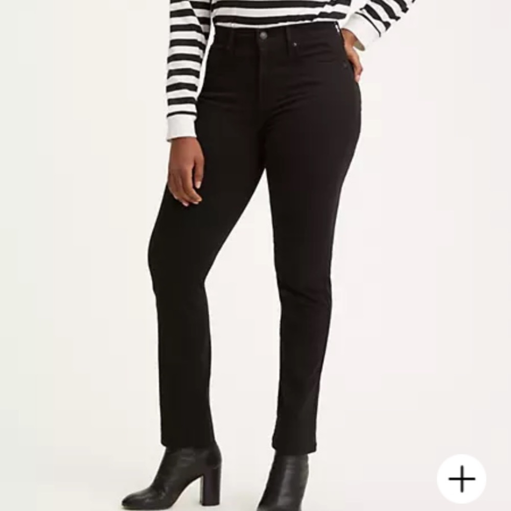 NWT Levi’s Premium  724 High-Rise Straight 31 32